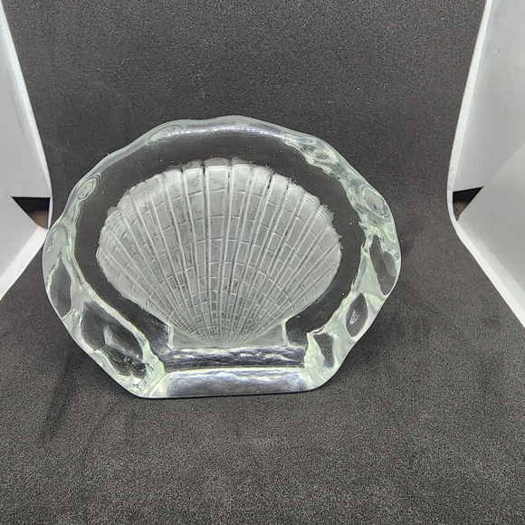 Seashell Paperweight - Picture 6 of 8